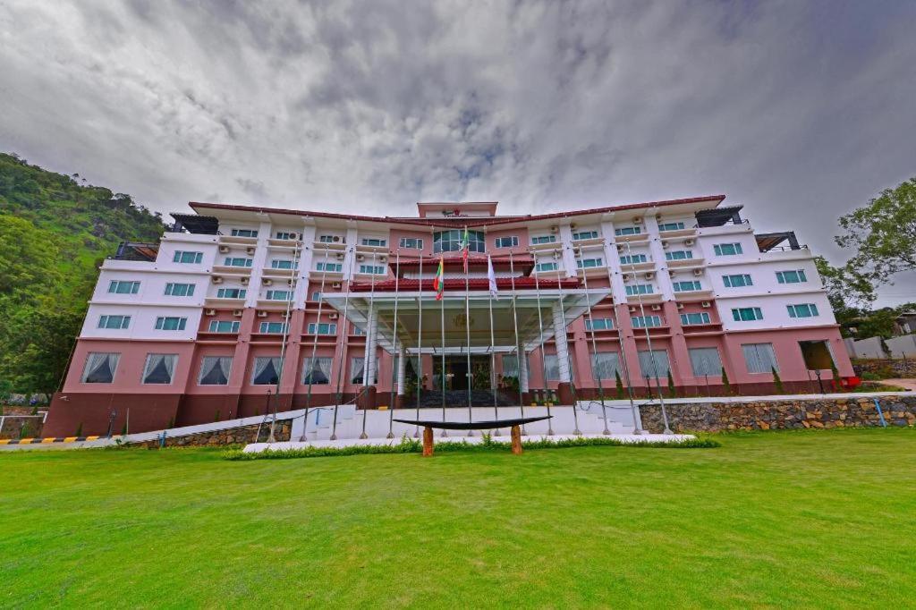 Royal Taunggyi Hotel Exteriér fotografie