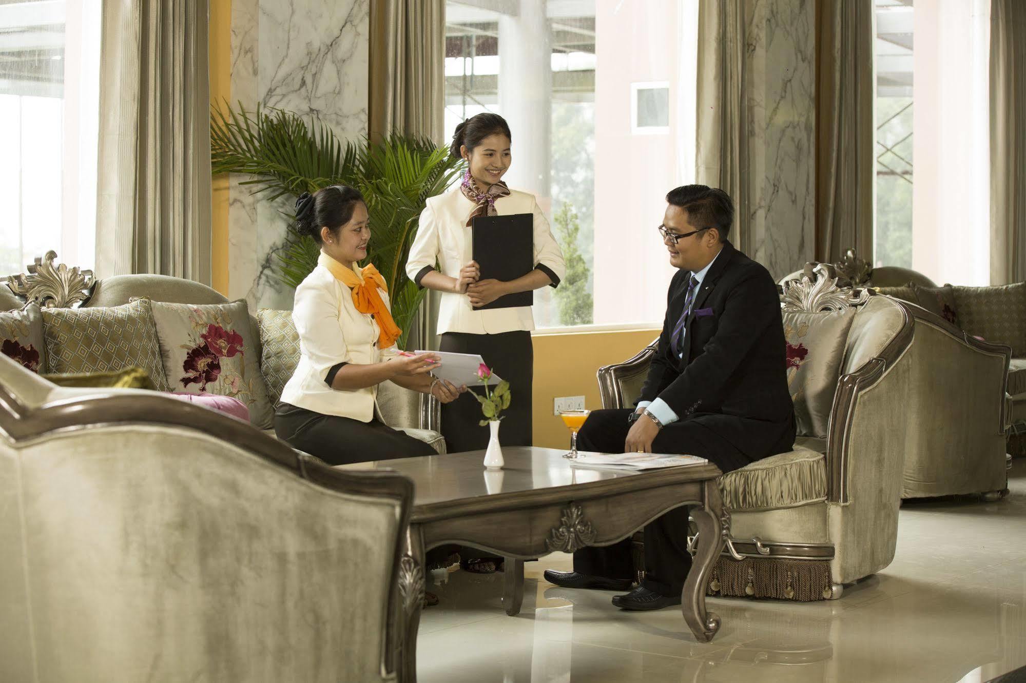 Royal Taunggyi Hotel Exteriér fotografie